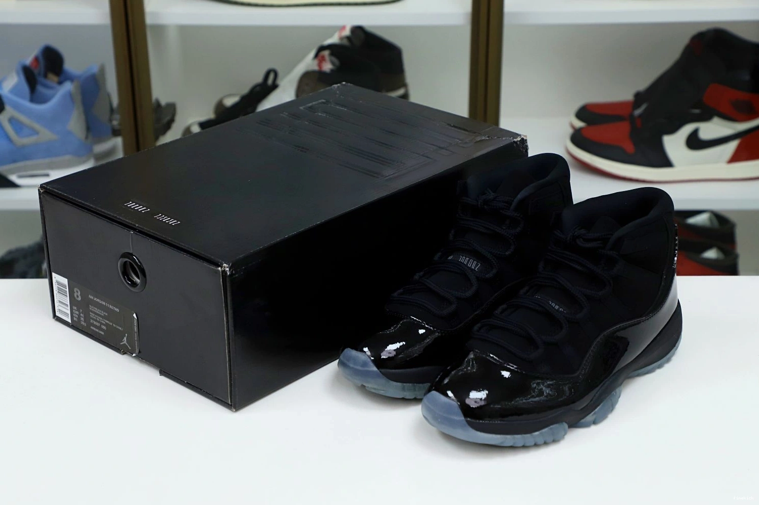 AND GOWN' 11 AIR 'CAP RETRO JORDAN 0113